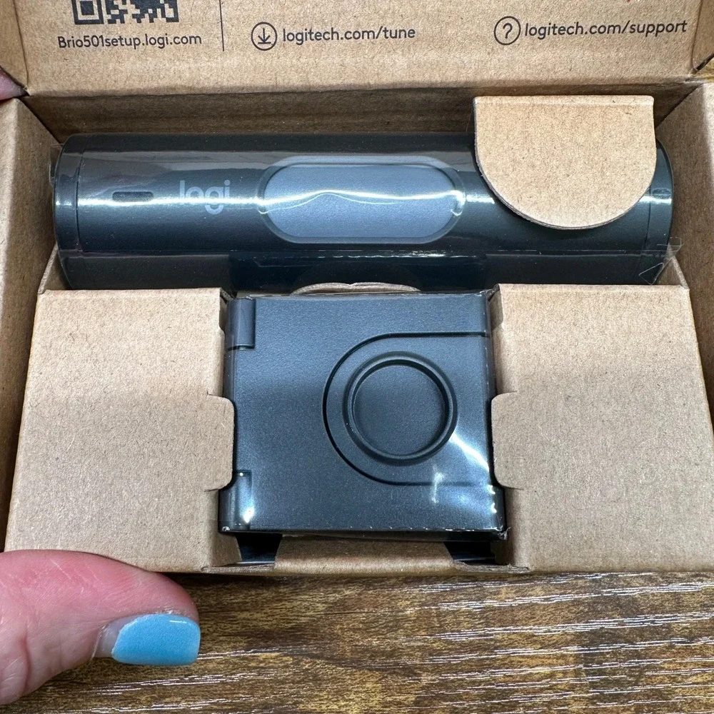 Logitech Brio 501 Full HD Webcam HDR 1080p Graphite VU0064 960-001514